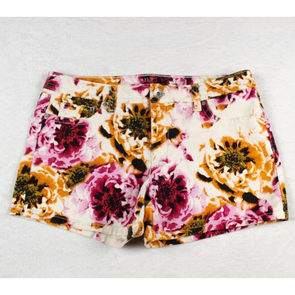 a.n.a Pants - Floral Print Shorts